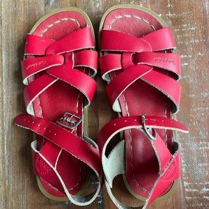 Sun San salt water sandals kids 12
